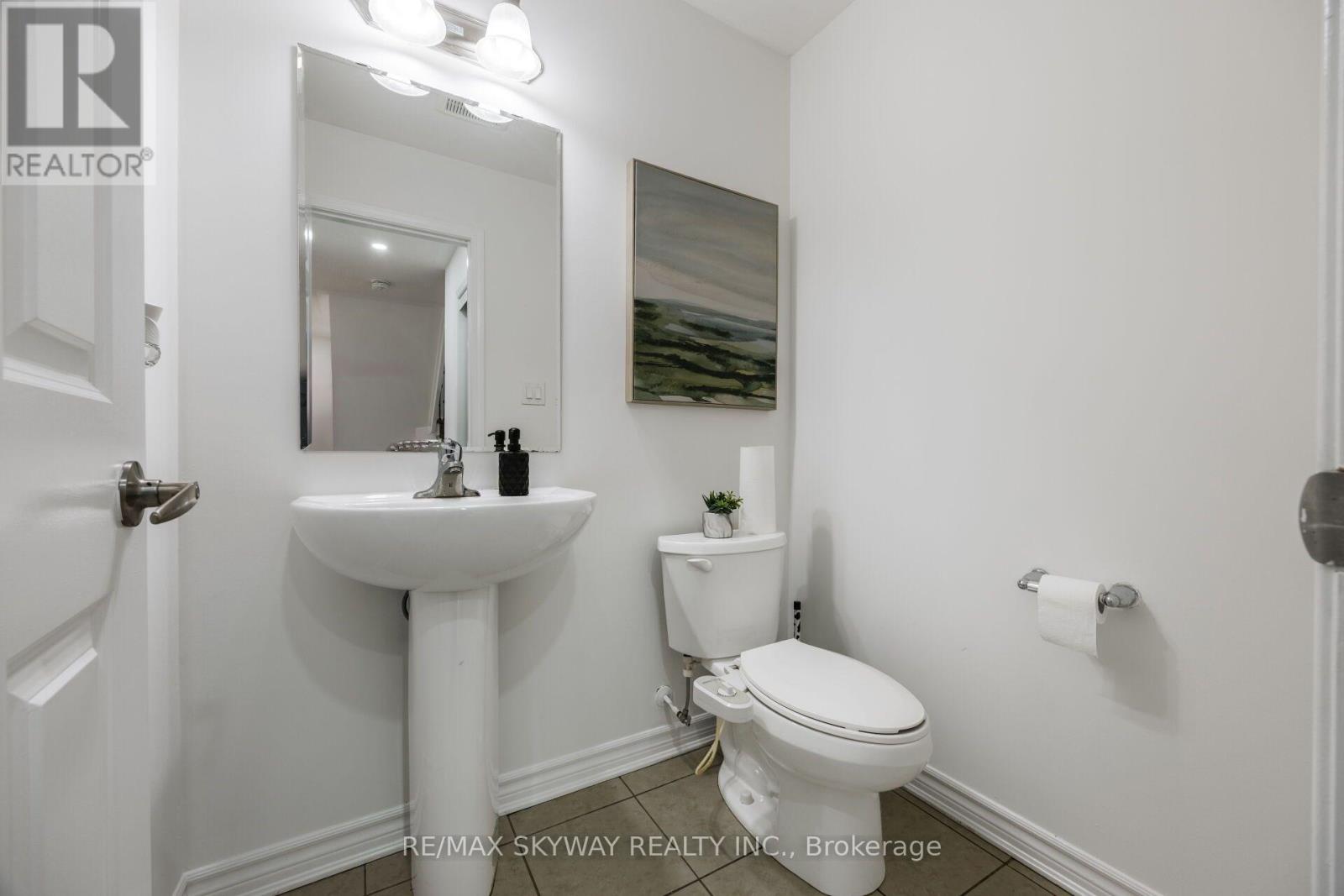 92 STEDFORD CRESCENT - 13