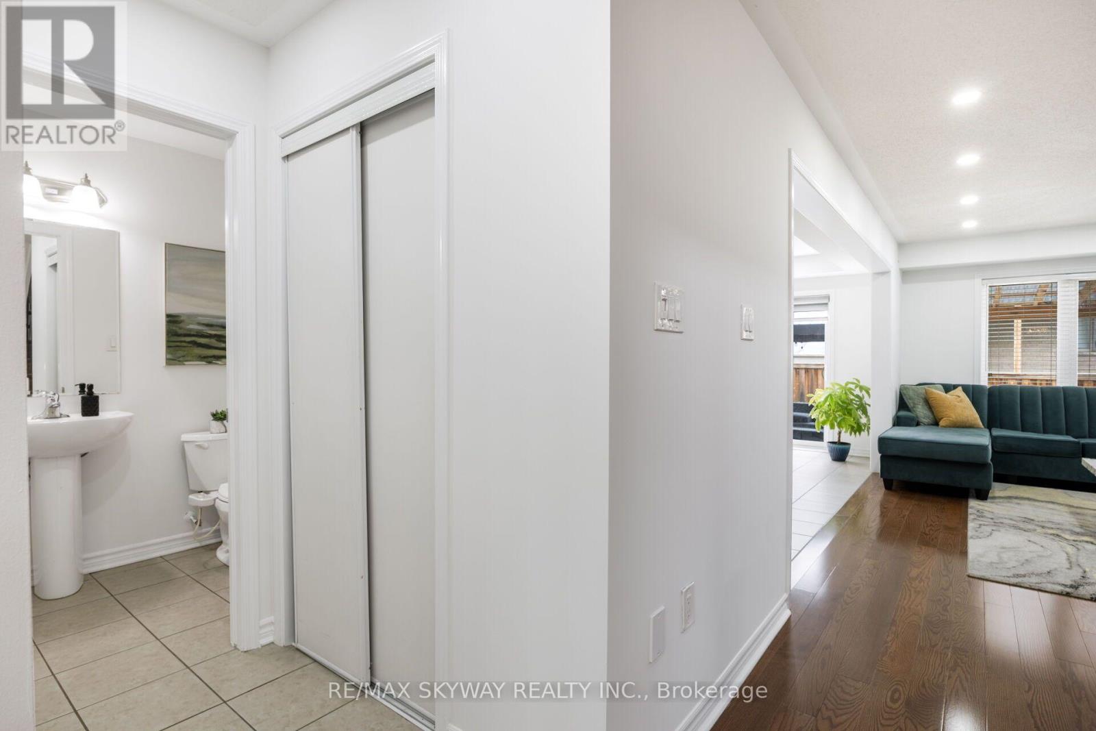 92 STEDFORD CRESCENT - 15