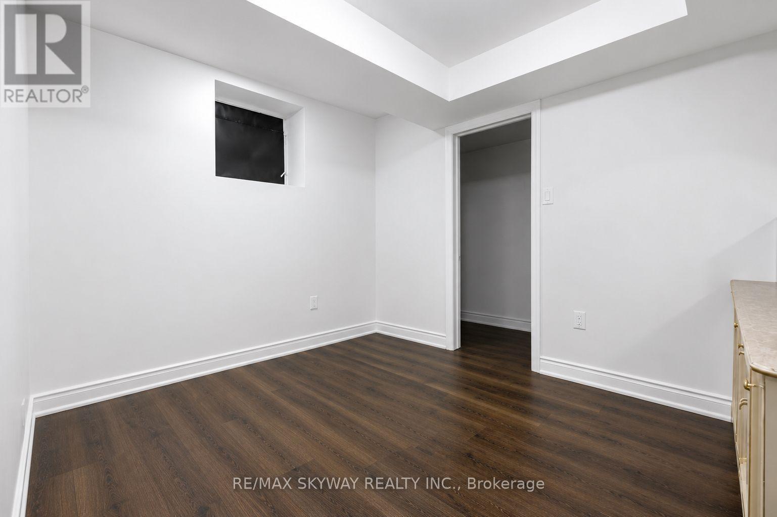 92 STEDFORD CRESCENT - 43