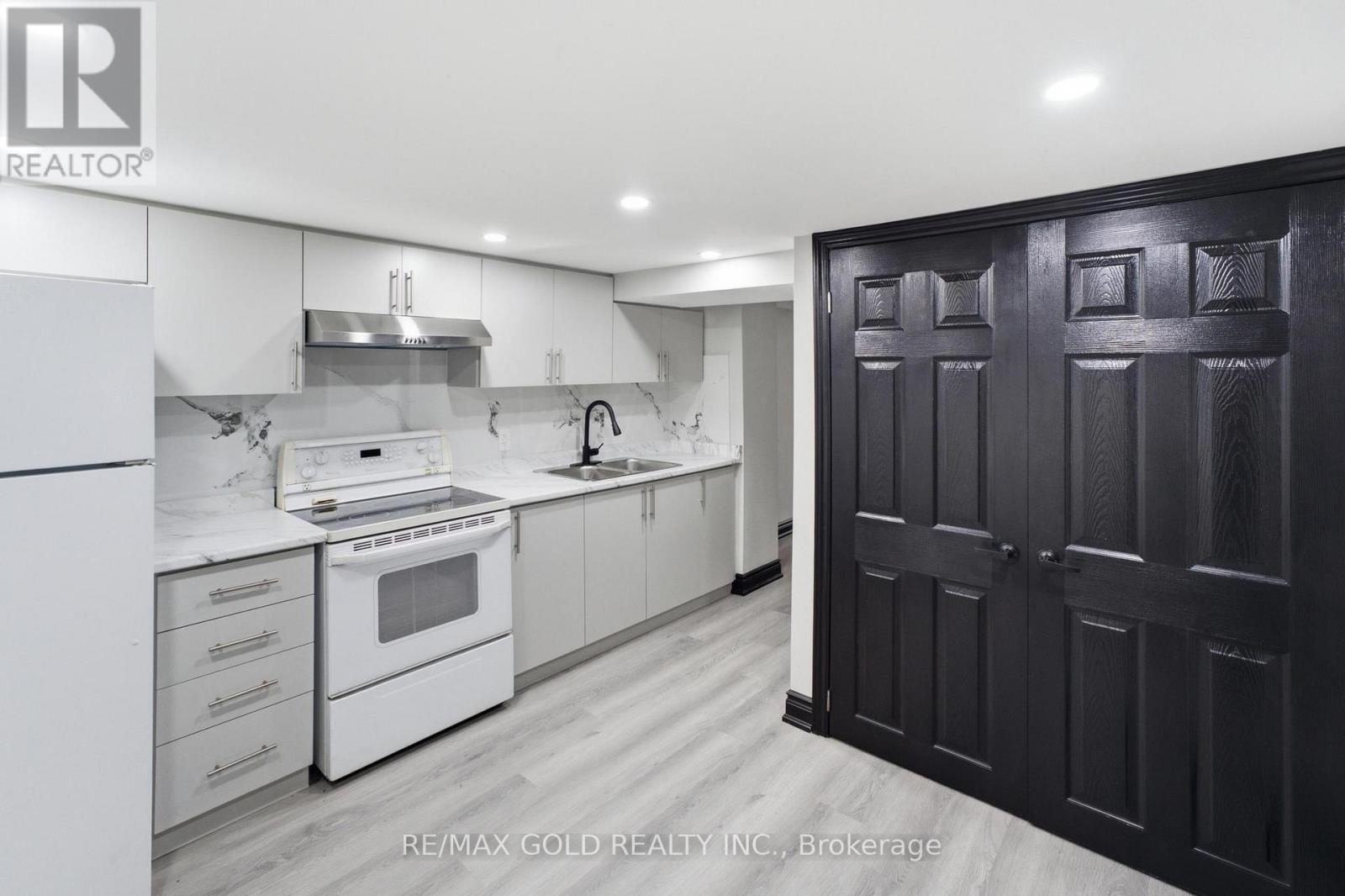 2702 EMBLETON ROAD - 22