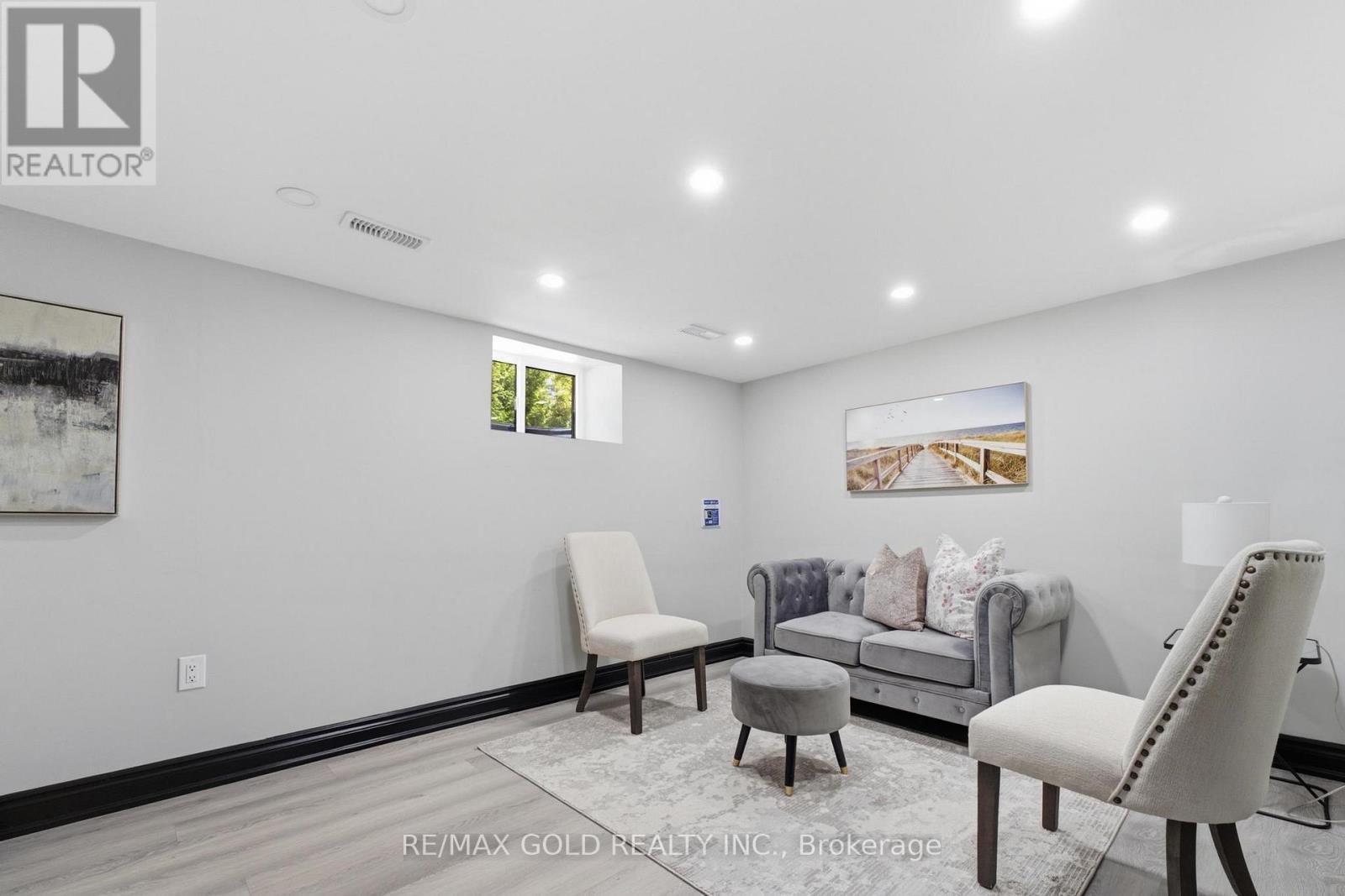 2702 EMBLETON ROAD - 35