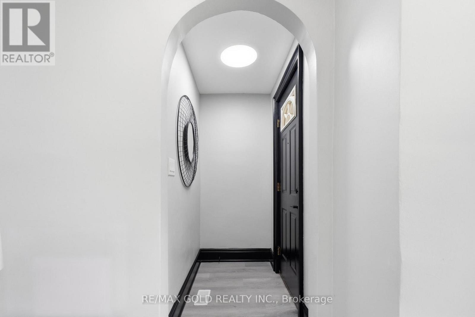 2702 EMBLETON ROAD - 41