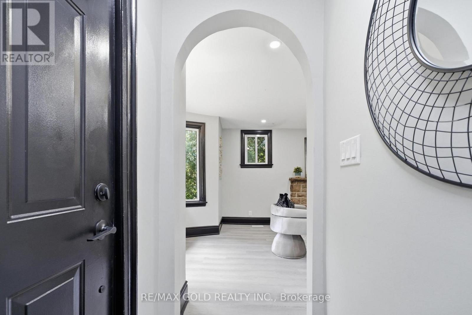 2702 EMBLETON ROAD - 42