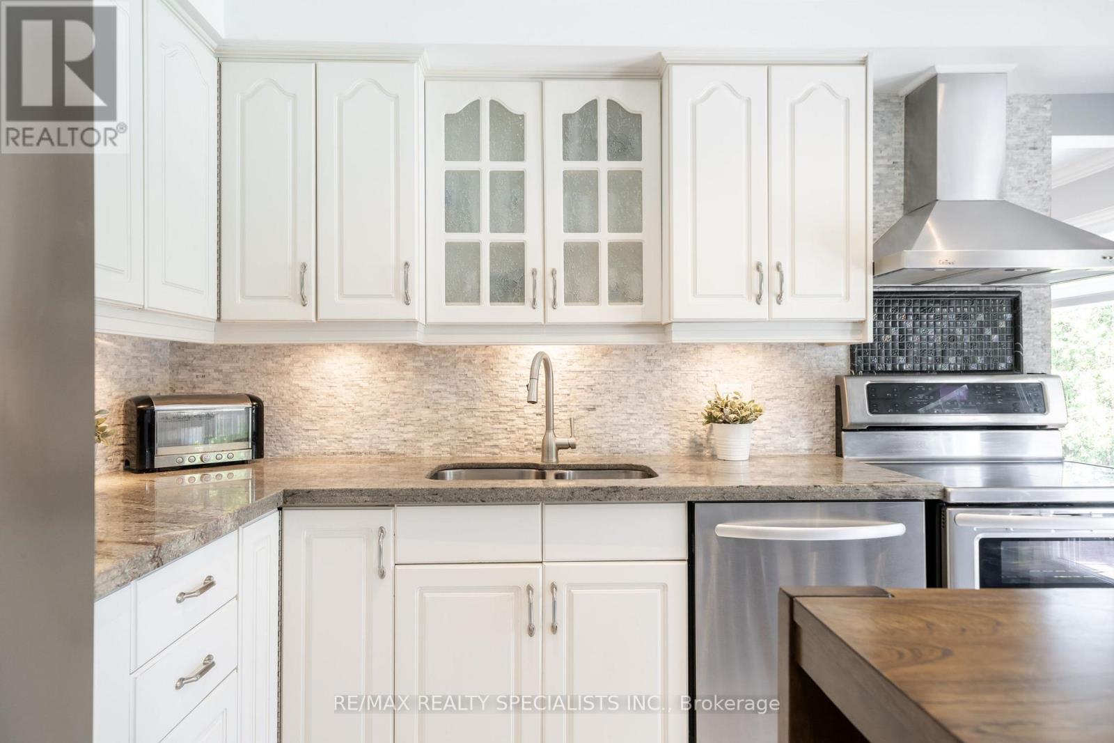 4021 SASHA COURT - 10