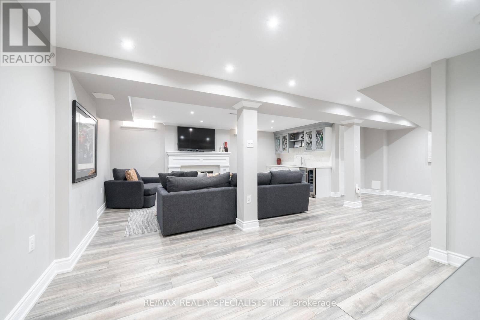 4021 SASHA COURT - 32
