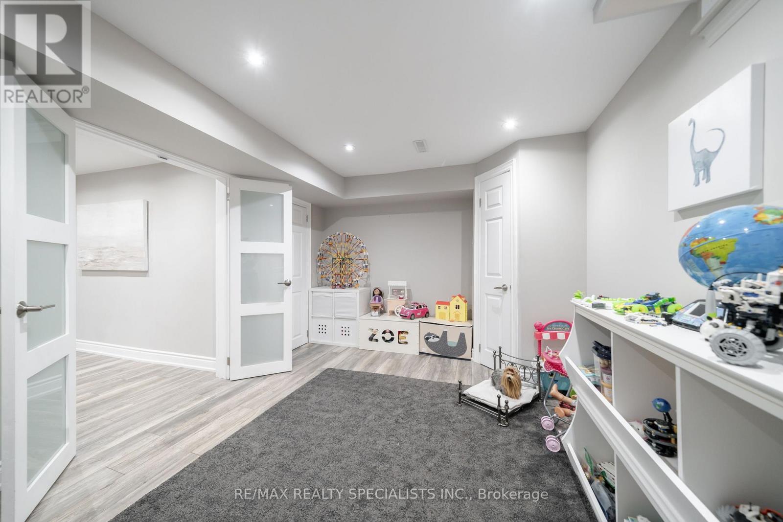 4021 SASHA COURT - 36