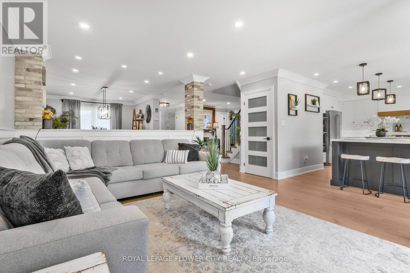 75 ST MICHAELS CRESCENT - Image 10