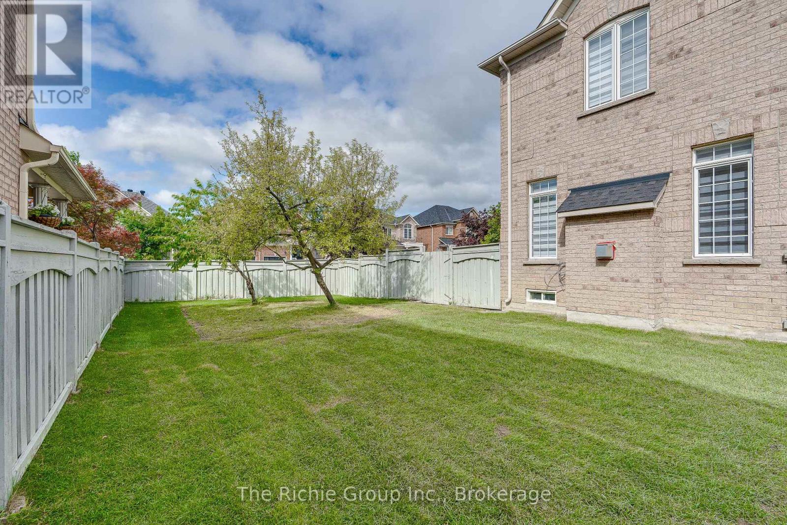 59 TARQUINI CRESCENT - Image 25