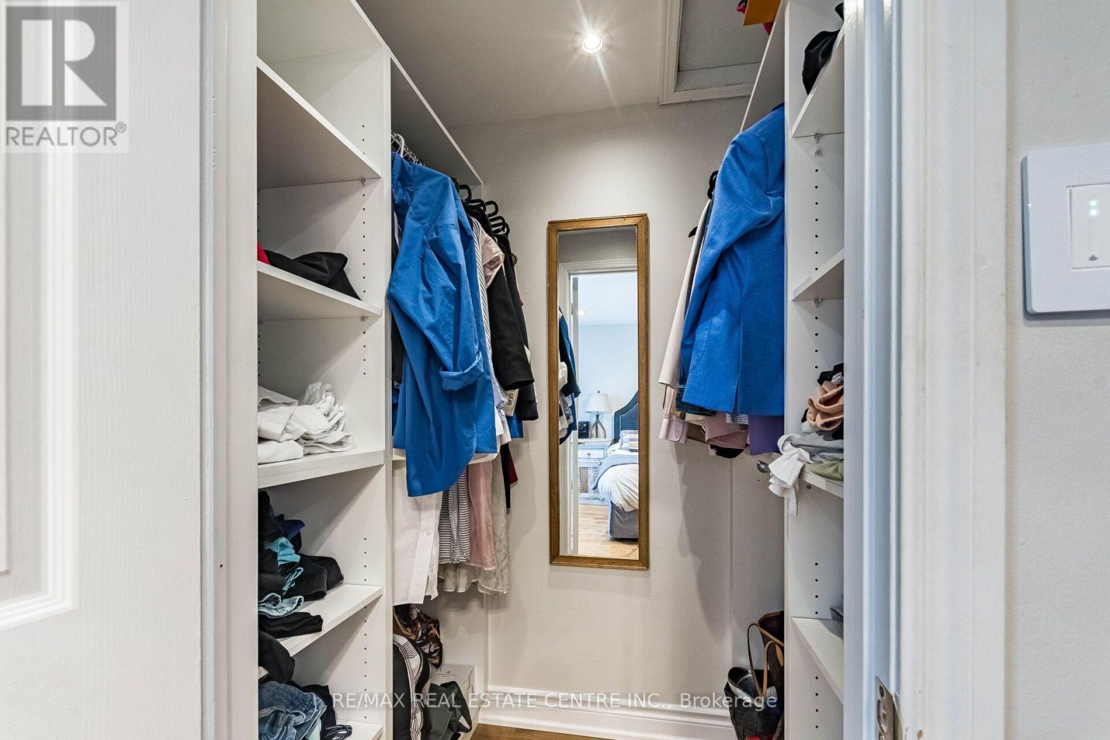 1571 MEADOWFIELD CRESCENT - 19