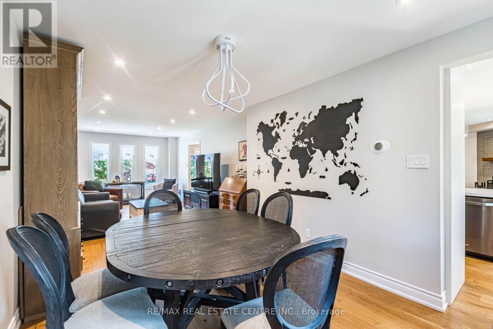 1571 MEADOWFIELD CRESCENT - 6