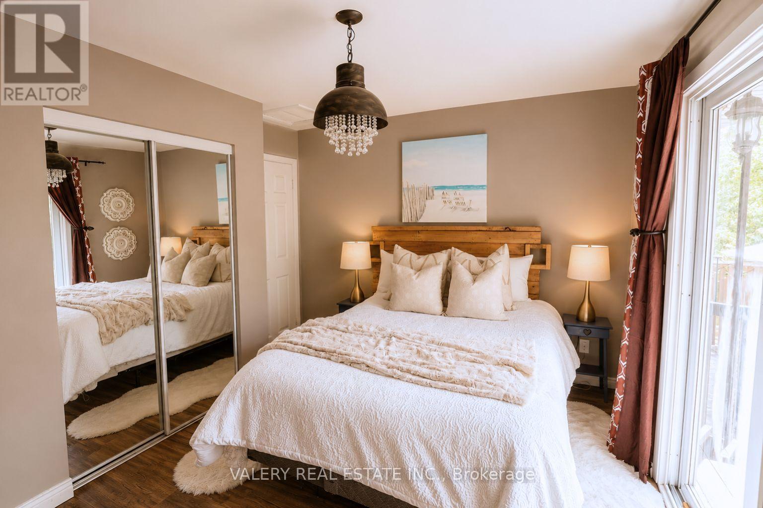 270 CYRUS STREET - 10