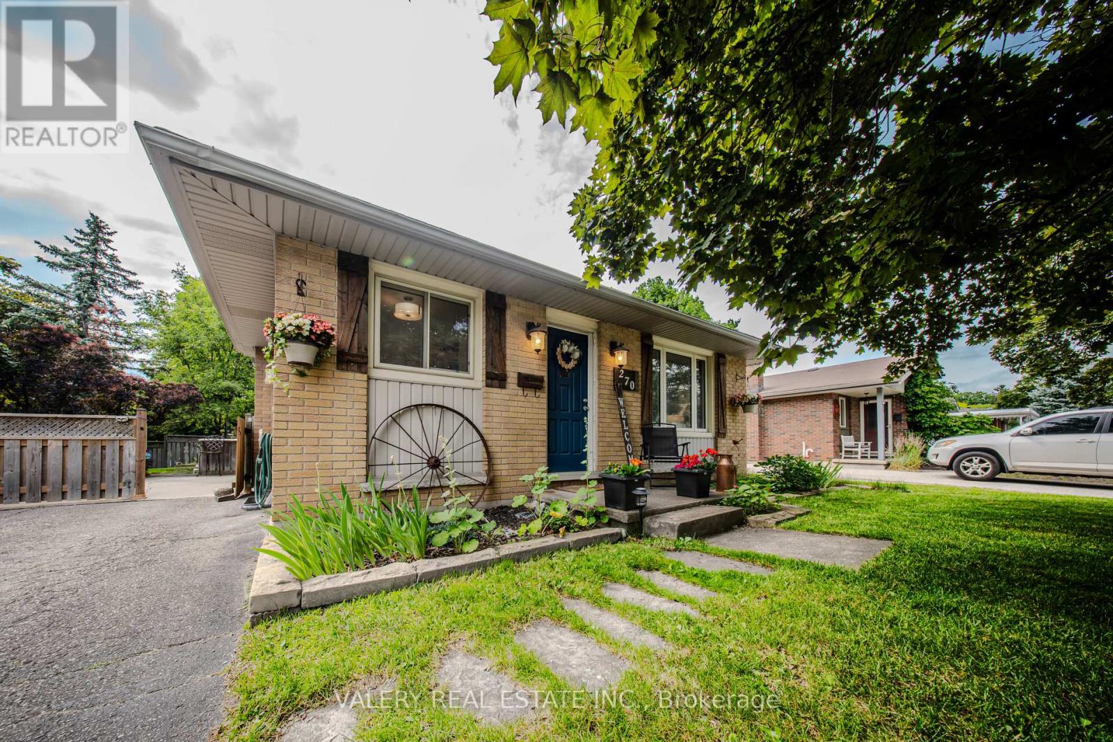 270 CYRUS STREET - 24