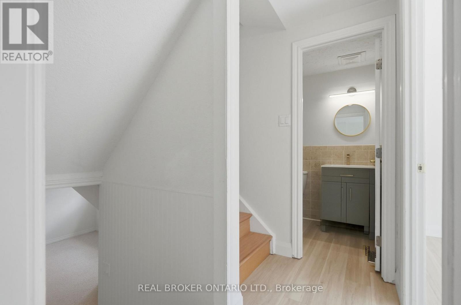 3 PRIDEAUX STREET - 25