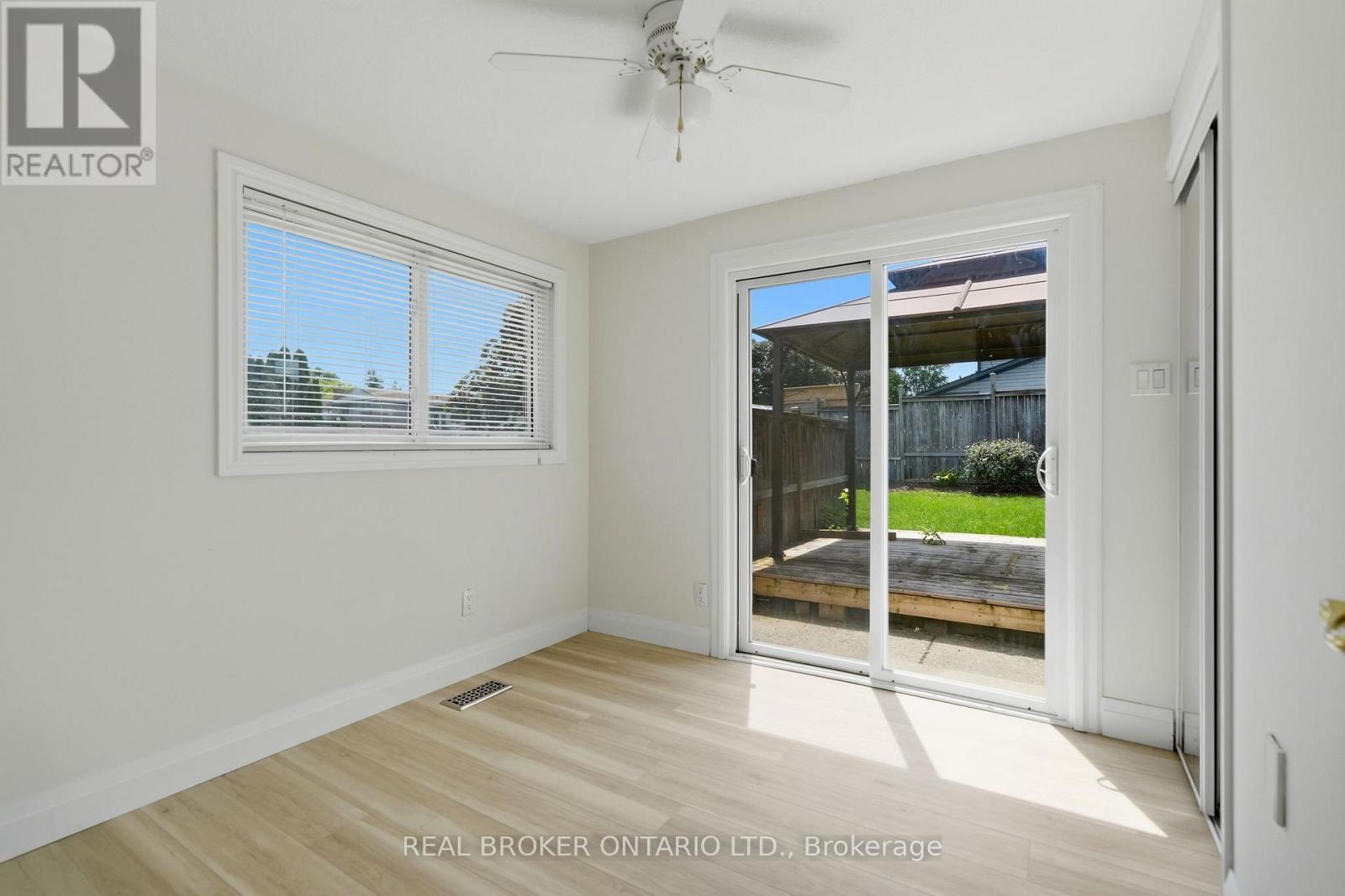 3 PRIDEAUX STREET - 28