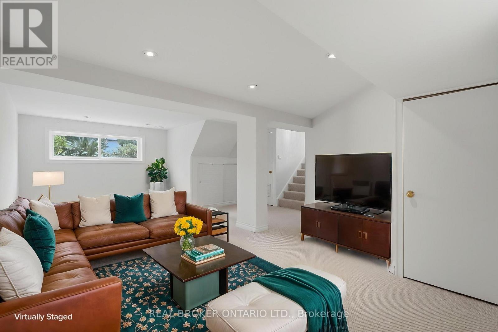 3 PRIDEAUX STREET - 34