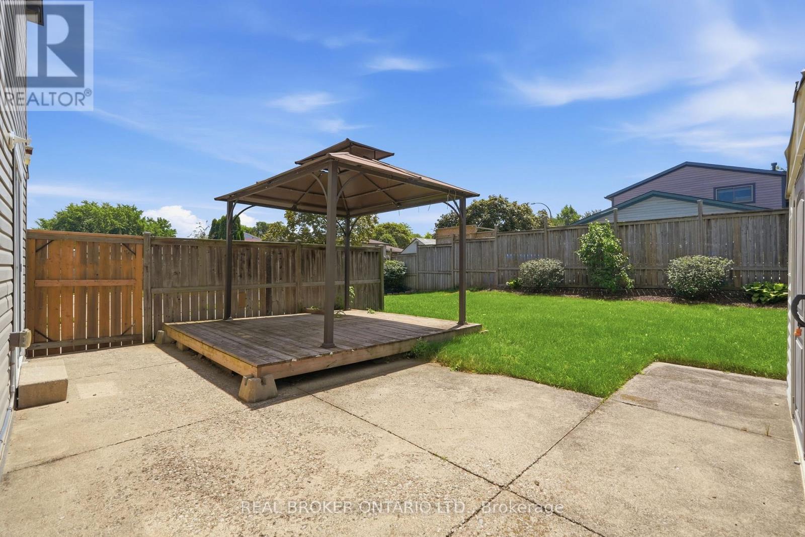 3 PRIDEAUX STREET - 39