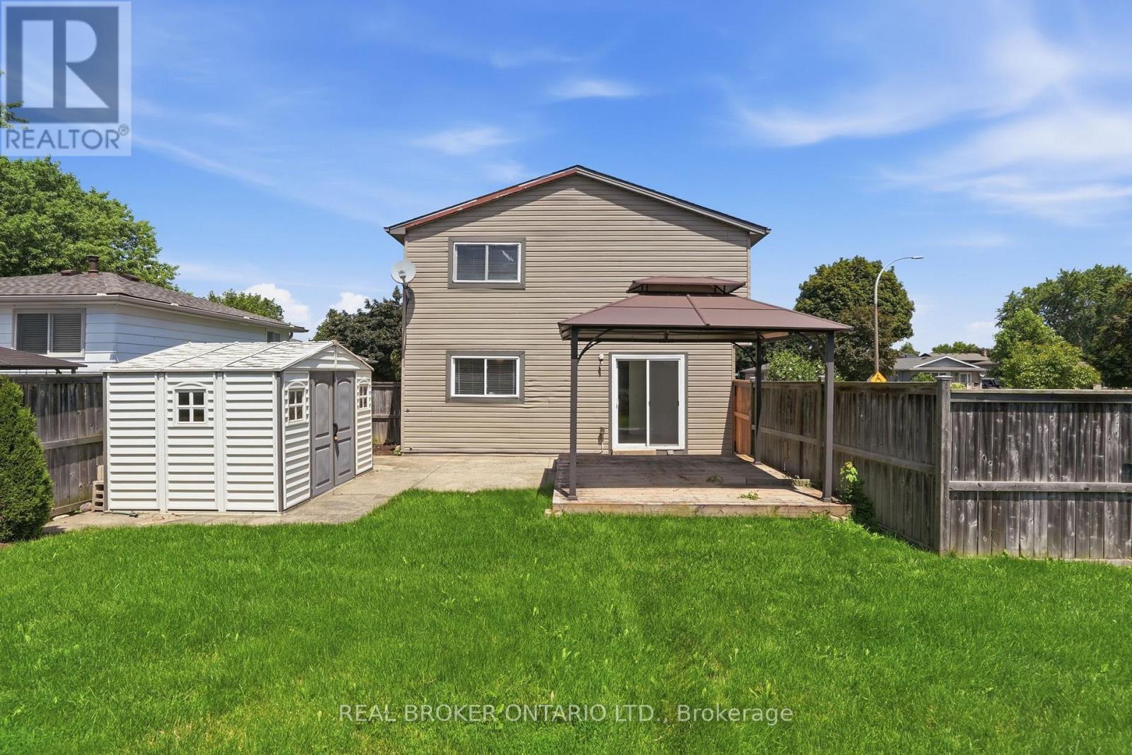 3 PRIDEAUX STREET - 42