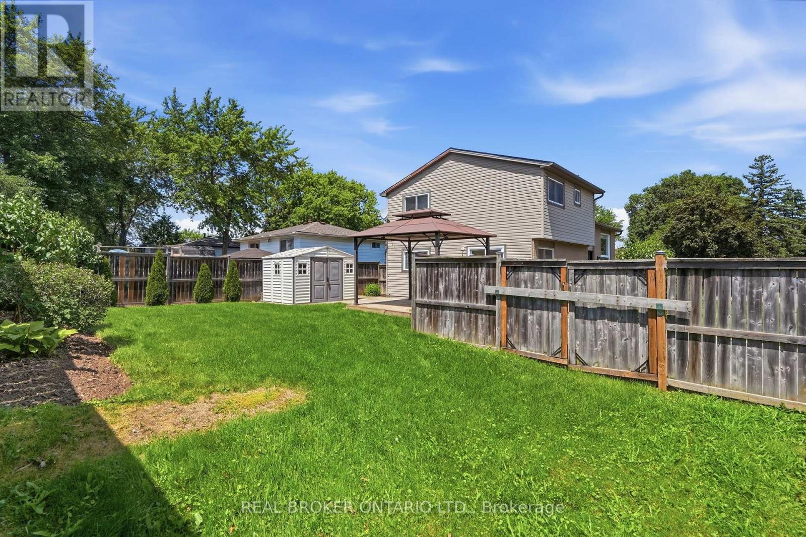 3 PRIDEAUX STREET - 43
