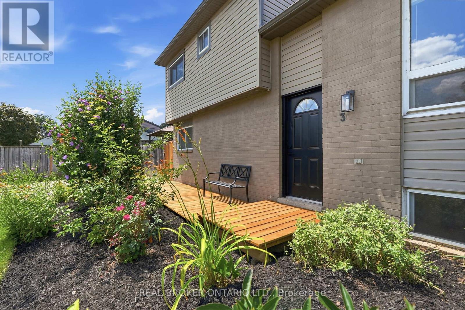 3 PRIDEAUX STREET - 6