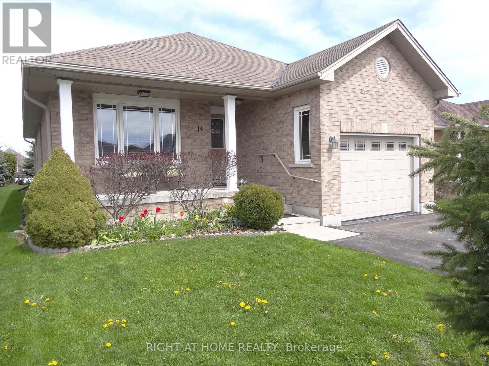 14 MATCHETT CRESCENT - 2