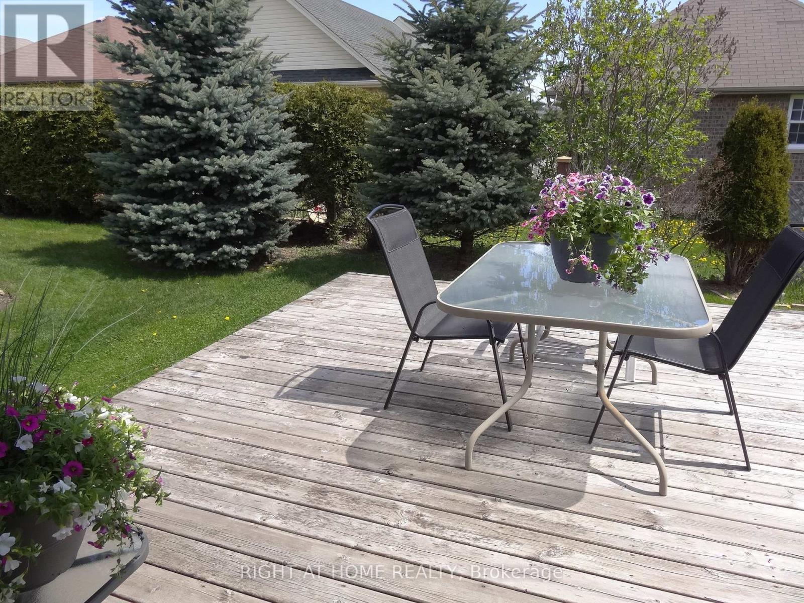 14 MATCHETT CRESCENT - 24