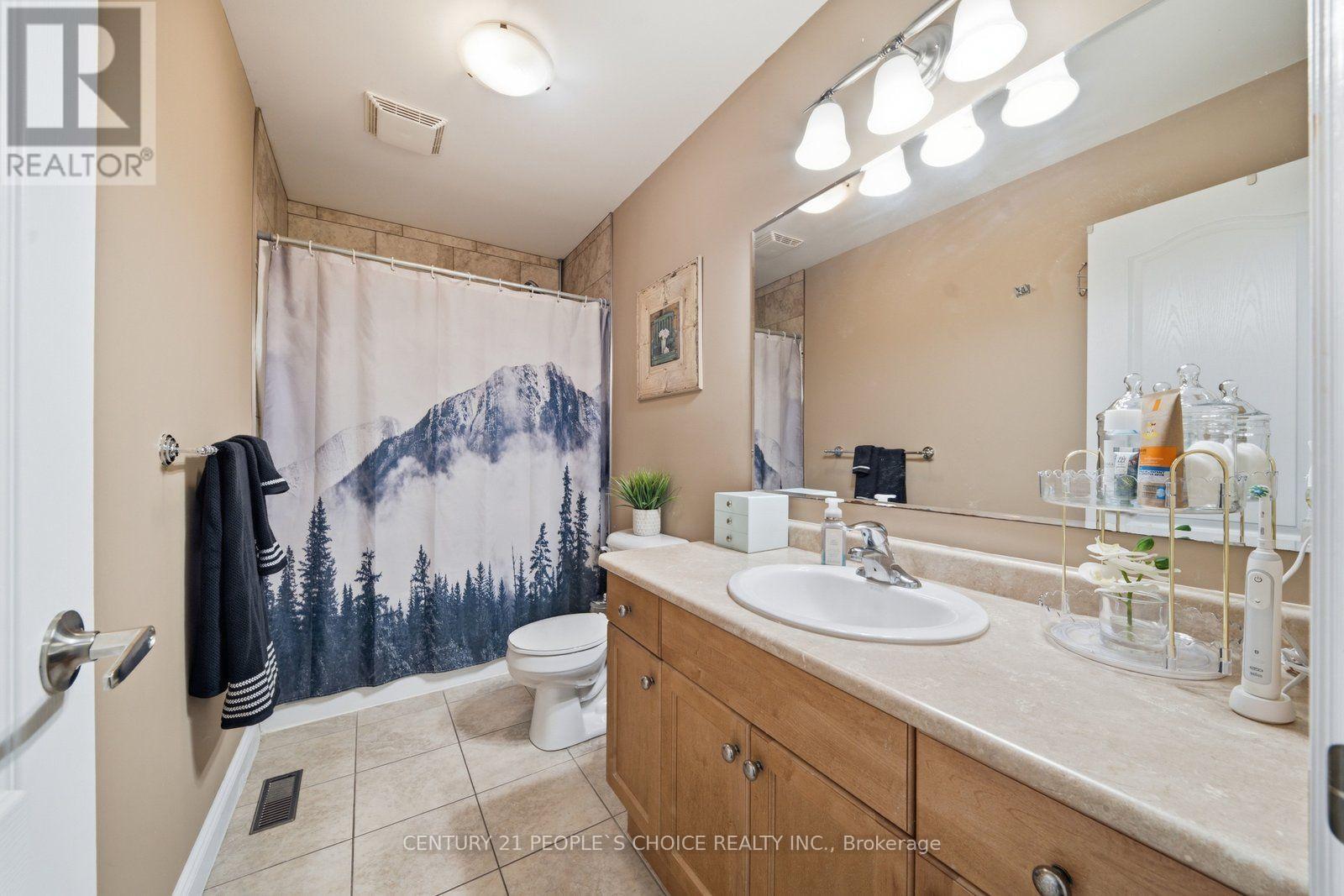 6 WESTVIEW COURT - 24