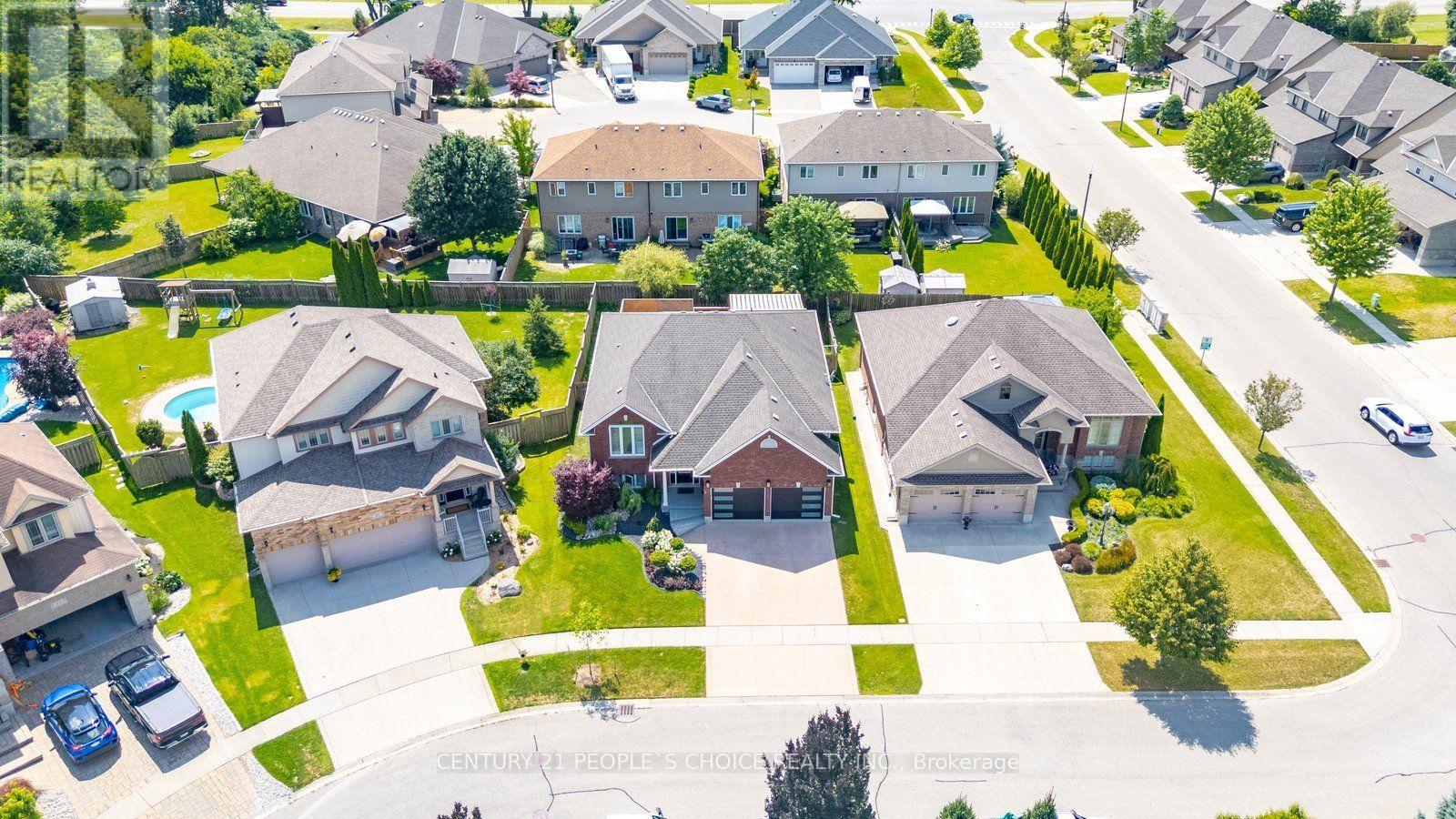 6 WESTVIEW COURT - 7