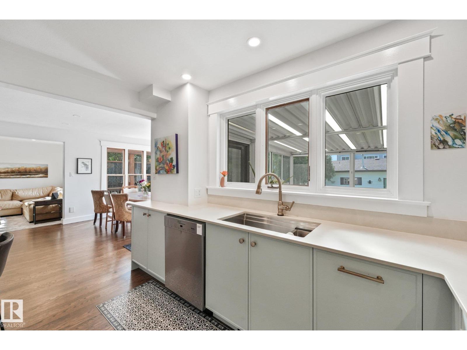 10974 126 ST NW - Image 14