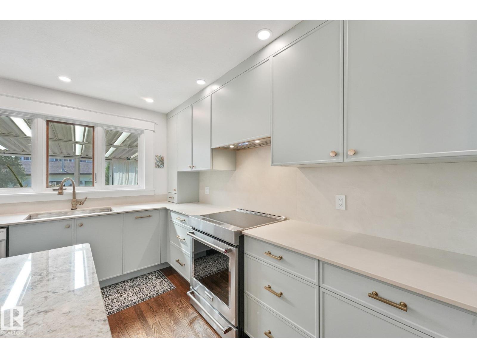 10974 126 ST NW - Image 15