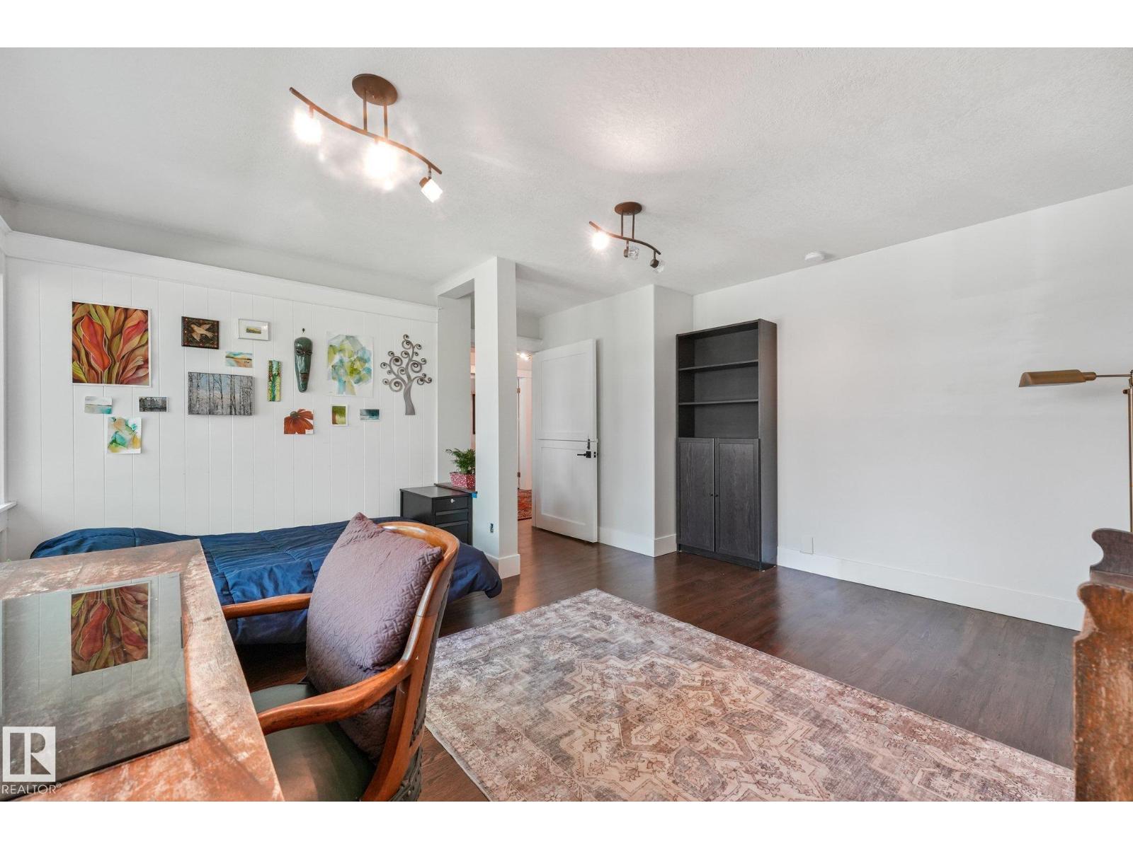 10974 126 ST NW - Image 8