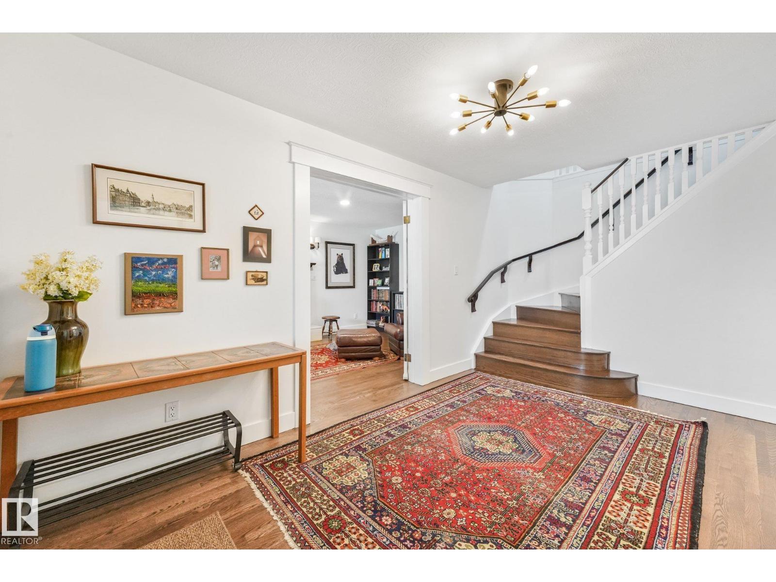 10974 126 ST NW - 4