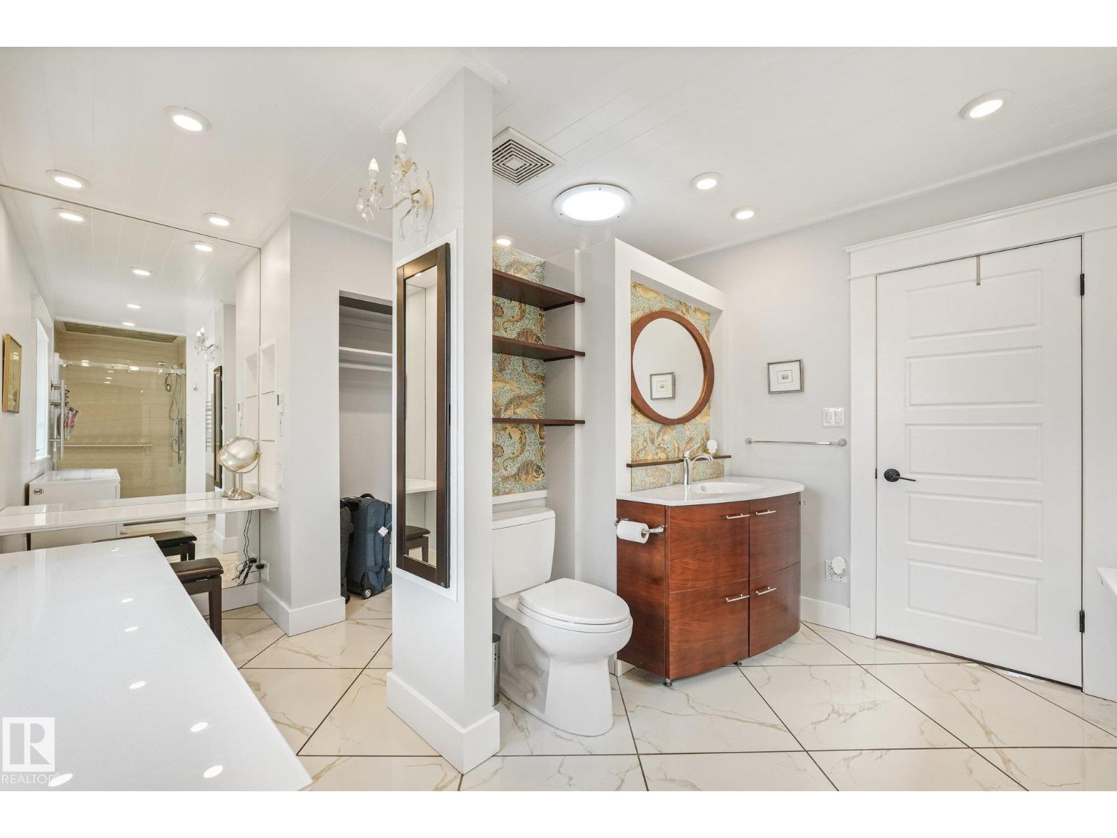 10974 126 ST NW - Image 33