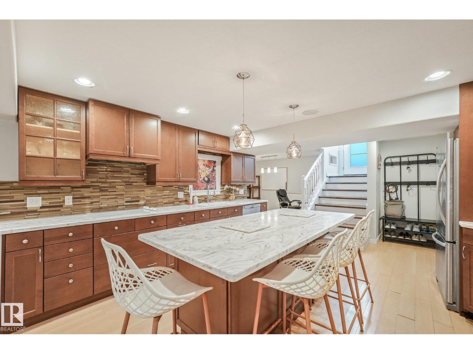 10974 126 ST NW - Image 42