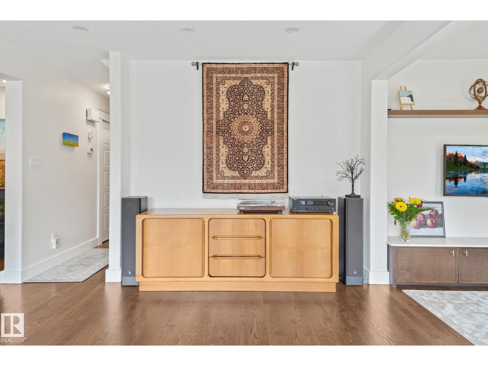 10974 126 ST NW - 23
