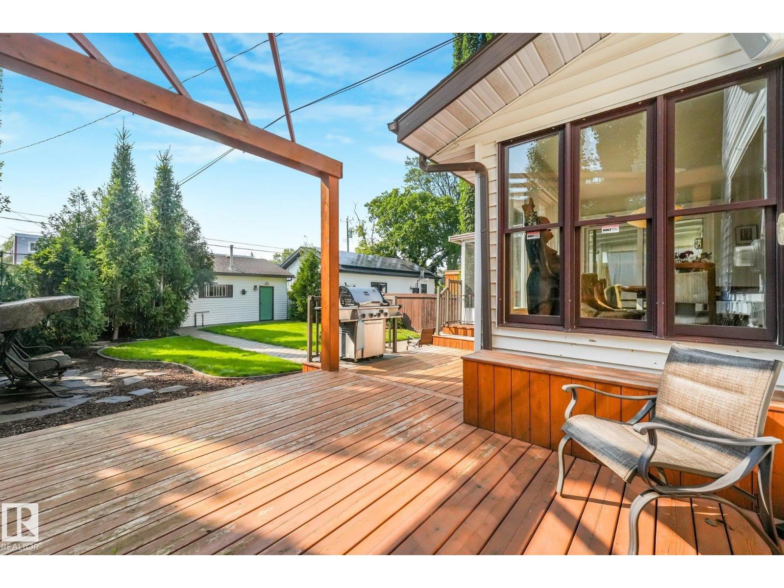 10974 126 ST NW - 65