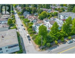 403 106 W Kings Road, North Vancouver, BC V7N2L8 Photo 32