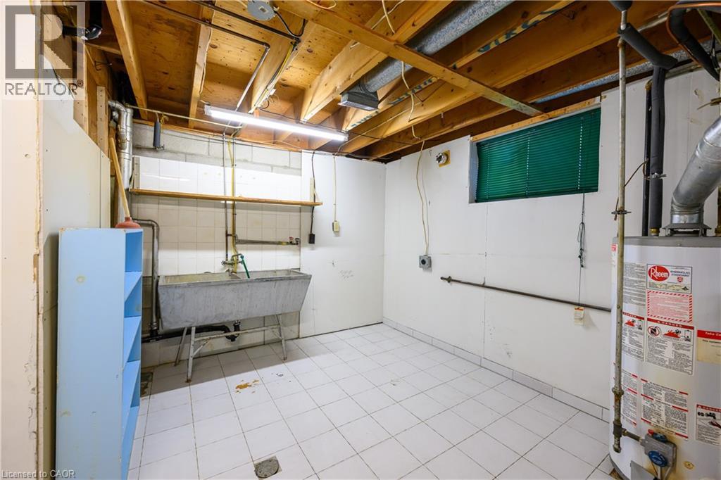 112 PURDY Crescent - 26