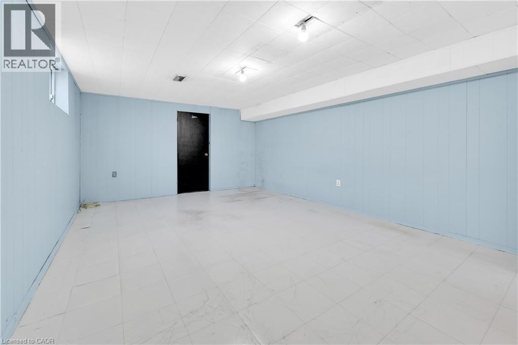 112 PURDY Crescent - 23