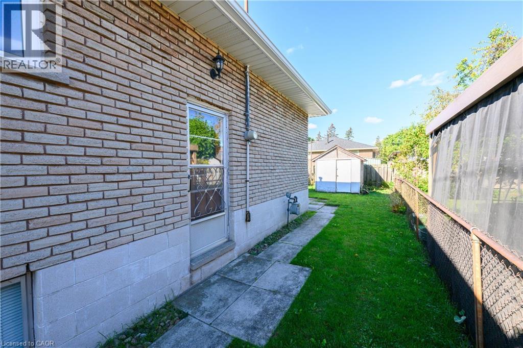 112 PURDY Crescent - 28