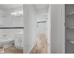 1096 Knottwood Rd E Nw, Edmonton, AB T6K3R3 Photo 15