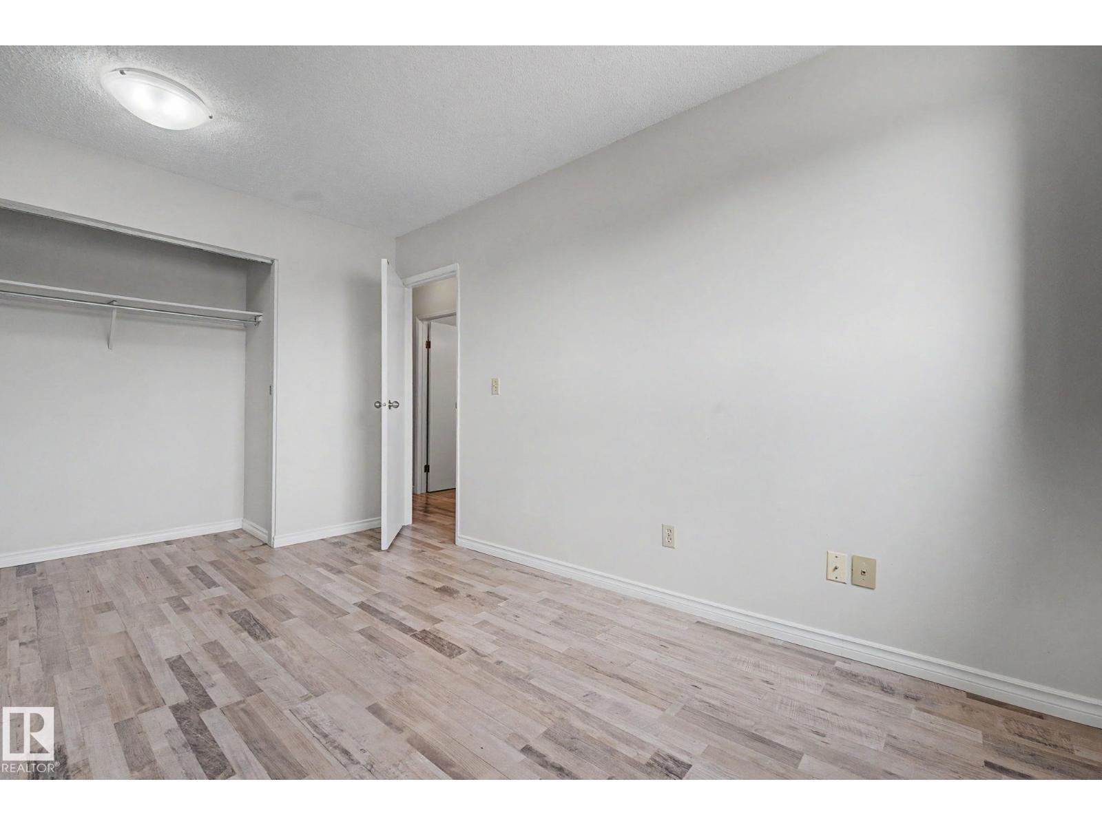 1096 KNOTTWOOD RD E NW - 18
