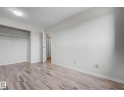 1096 Knottwood Rd E Nw, Edmonton, AB T6K3R3 Photo 18