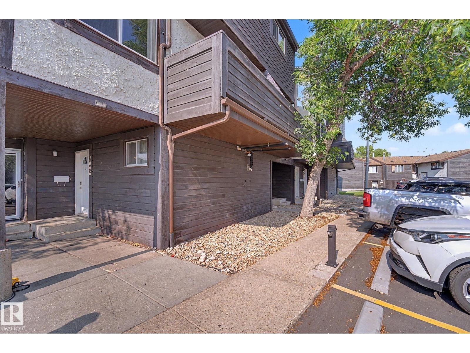 1096 KNOTTWOOD RD E NW - Image 22