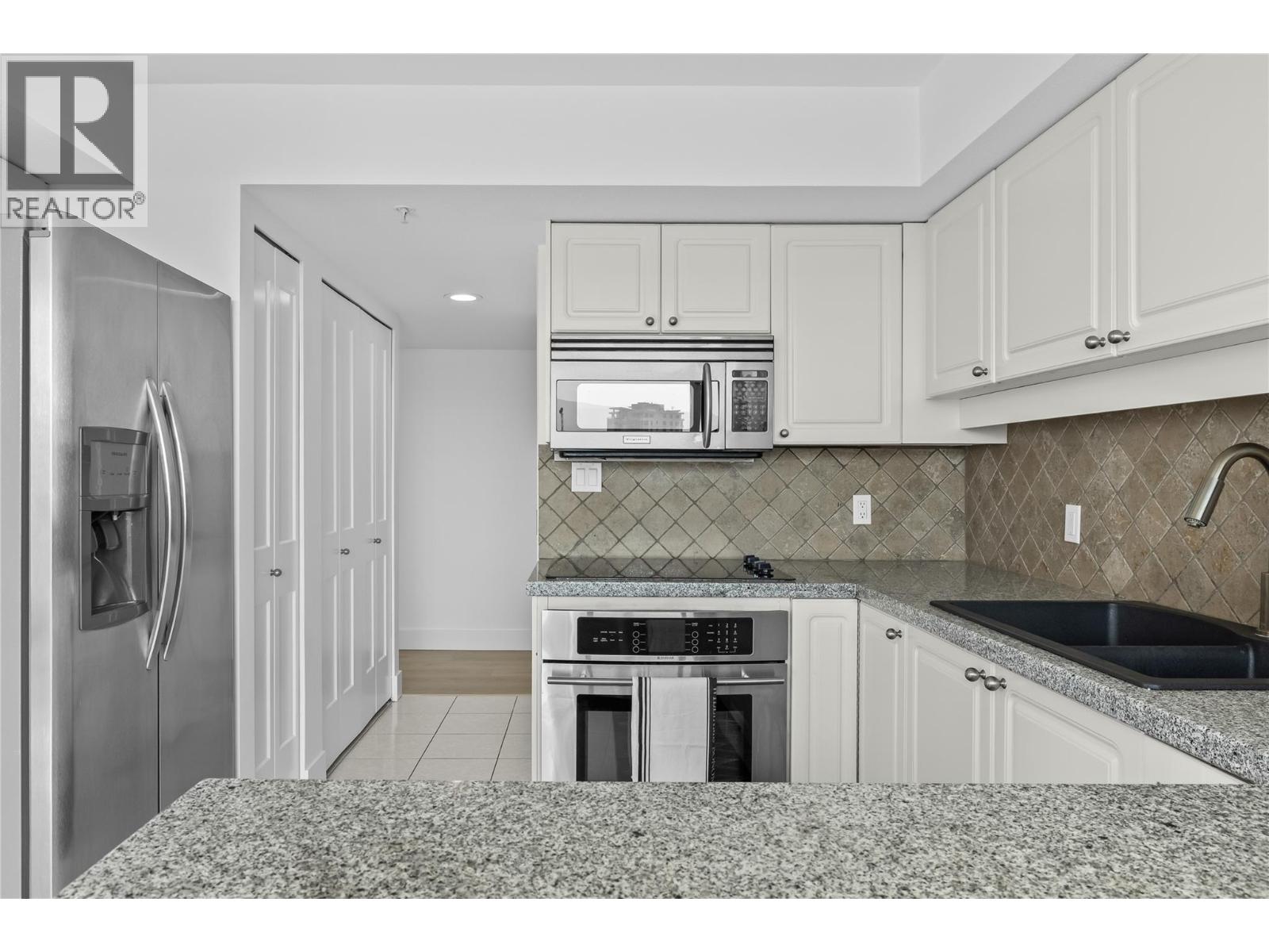 #701 1160 Sunset Drive - 28