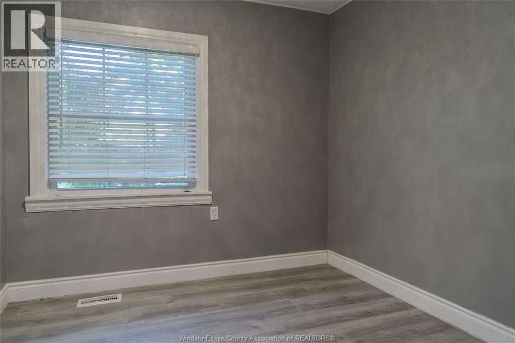 1242 Reaume ROAD - Image 13