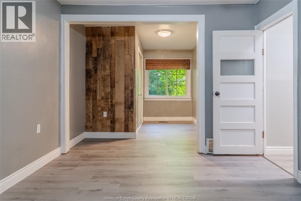 1242 Reaume ROAD - Image 15