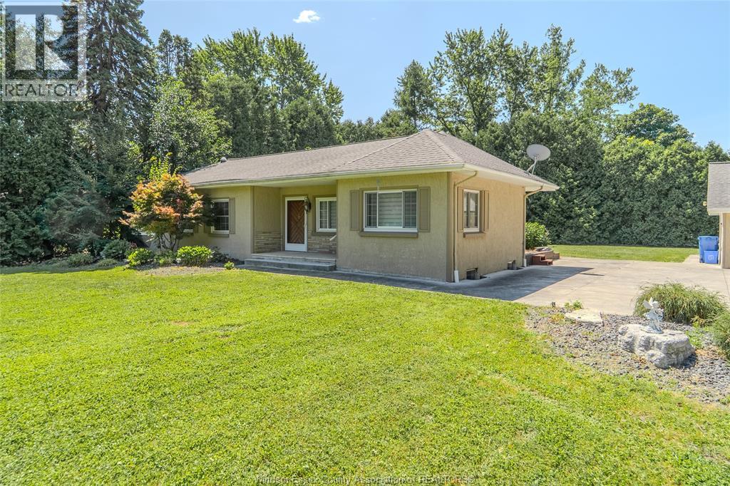 1242 Reaume ROAD - Image 36