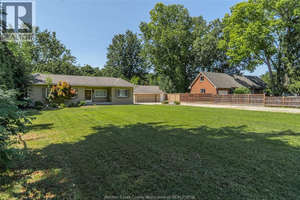 1242 Reaume ROAD - 37