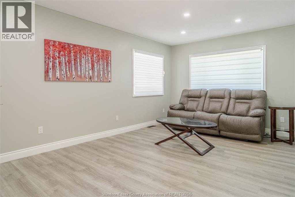 1242 Reaume ROAD - 5