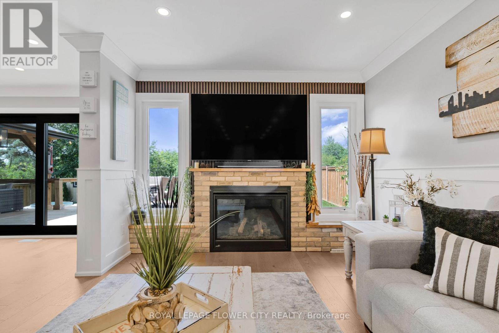75 ST MICHAELS CRESCENT - Image 9